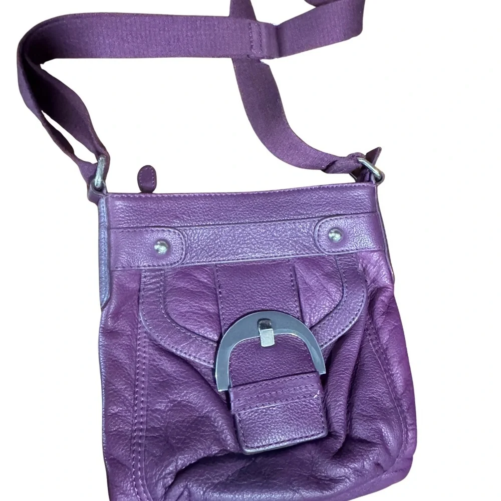 Vintage Purple Leather Crossbody Bag - Picture 9 of 12